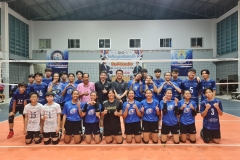 10.-photo-with-friendly-game-team
